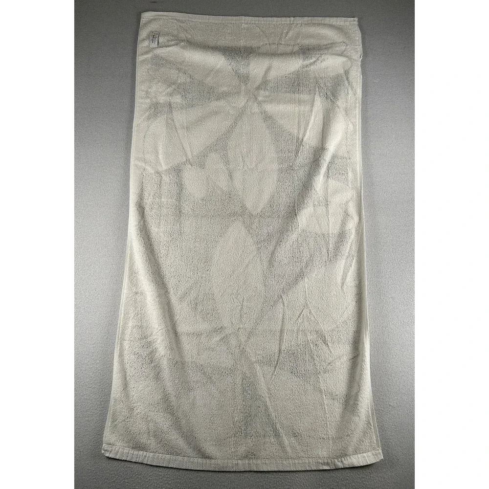 VTG VERA NEUMANN Black White Floral Butterfly Bath Towel Hand Towel Set RARE